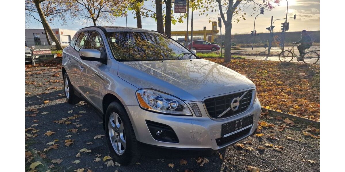 Volvo XC60 180.000 km 7.777 &euro; Köln 51107