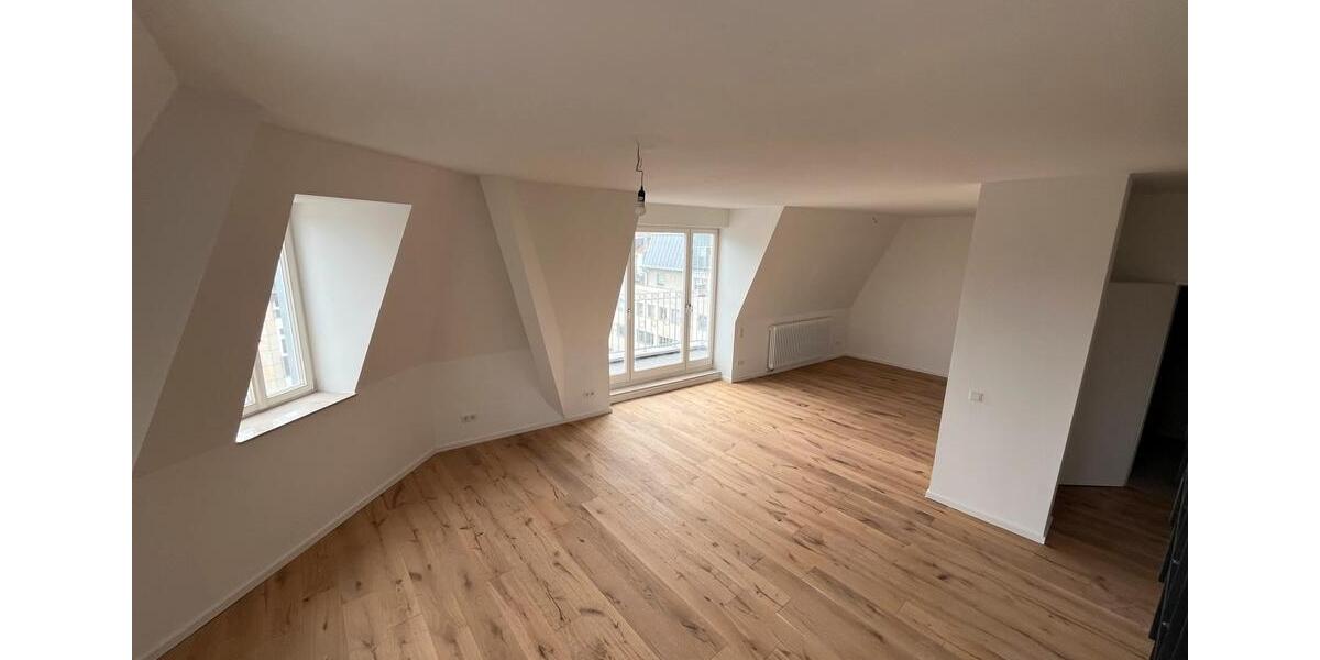 Maisonettenwohnung Köln Ehrenfeld - 3 Zimmer, 102 m&sup2;, 2.080&euro; | Angebot:26322753