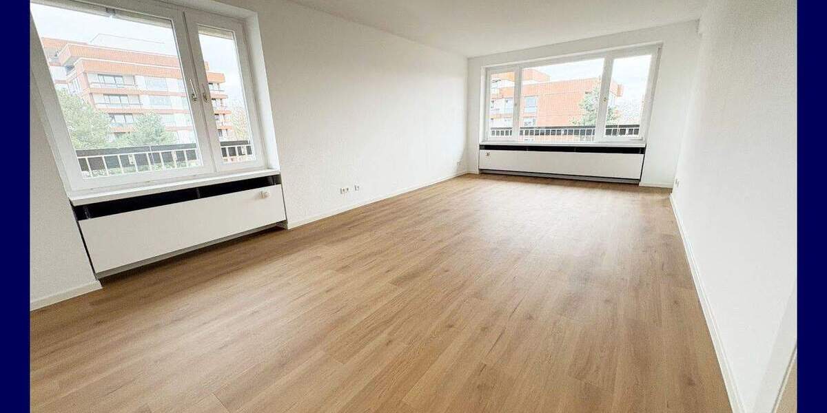 NEUES Bad* NEUER Boden* NEUES Wohngefühl* NEUE Einbauküche* 3 Zimmer + Balkon, Gäste-WC, Aufzug 3 zimmer
