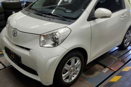 Toyota IQ