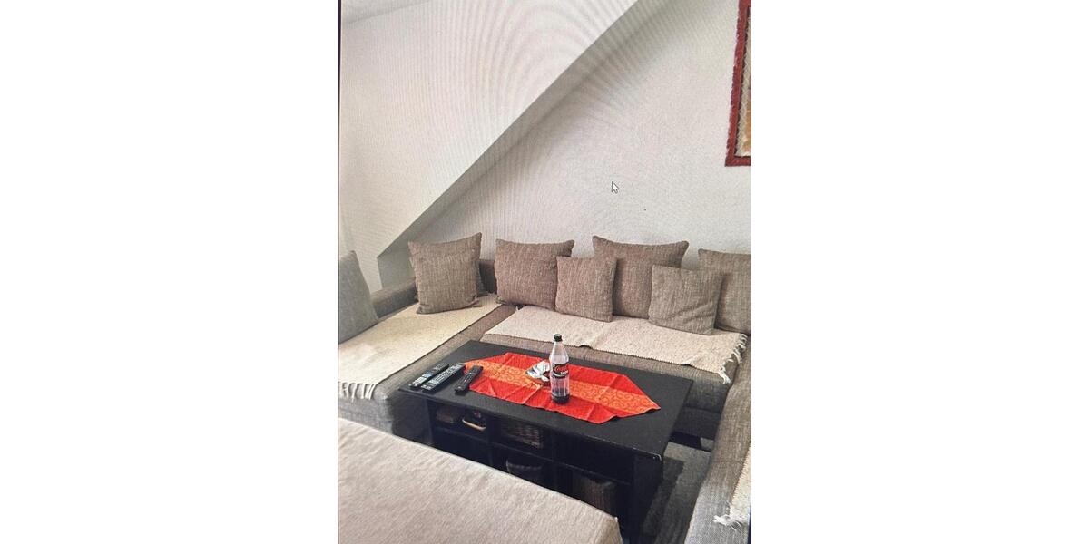 Dachgeschoßwohnung Bergisch Gladbach Gronau - 3 Zimmer, 70 m&sup2;, 1.100&euro; | Angebot:25274240