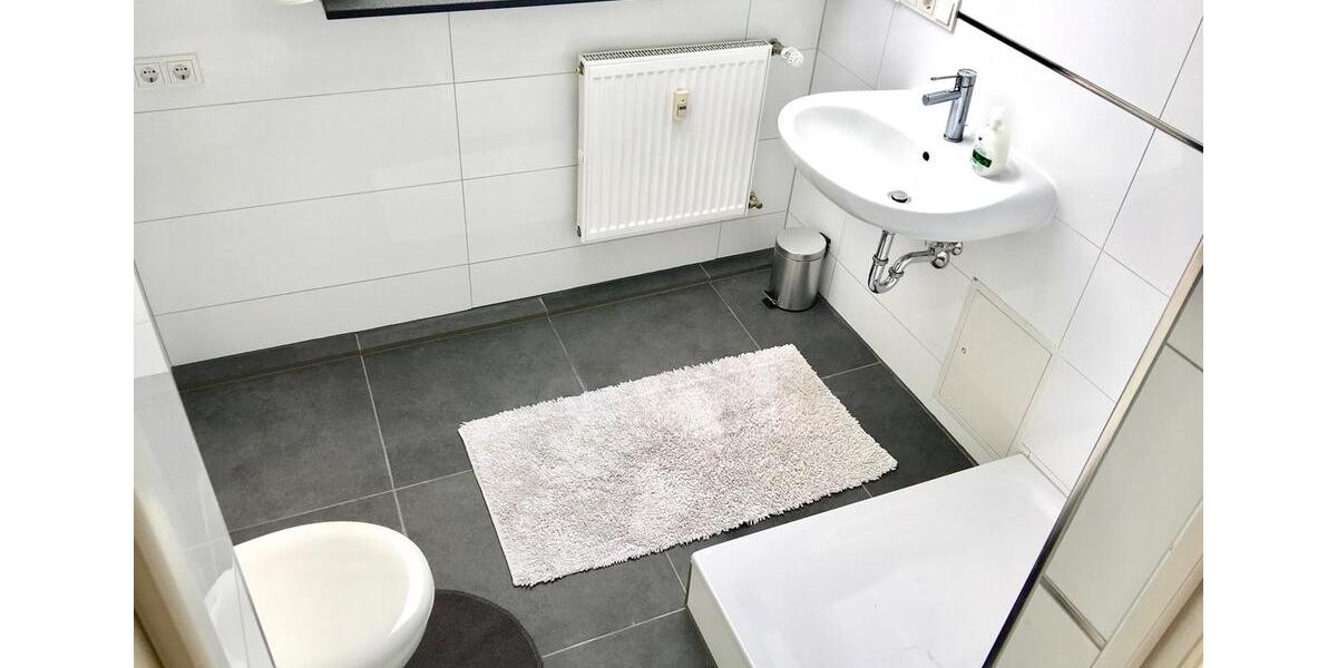 Dachgeschoßwohnung Brühl - 1.5 Zimmer, 48 m&sup2;, 895&euro; | Angebot:26214404
