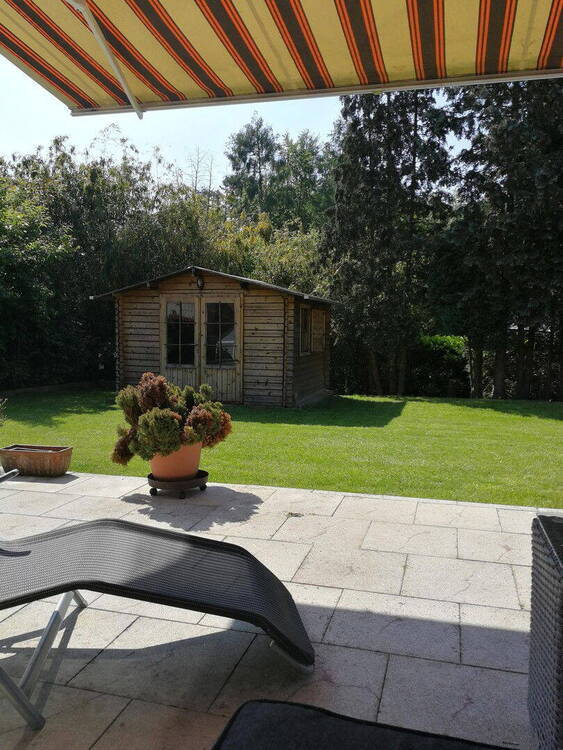 --- Provisionsfrei --- Gepflegtes und freistehendes 1-2 Familienhaus in bevorzugter Toplage