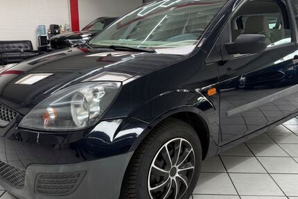 Ford Fiesta 190.000 km 2.650 &euro; Leverkusen 51371