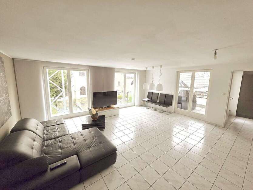Wohnung zum Kaufen in Siegburg 459.000 € 98 m² 3 zimmer