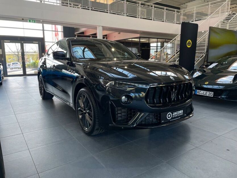 Maserati Levante 25.000 km 69.480 € Köln 50829