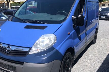 Opel Vivaro 86.000 km 6.950 &euro; Bergisch Gladbach 51469