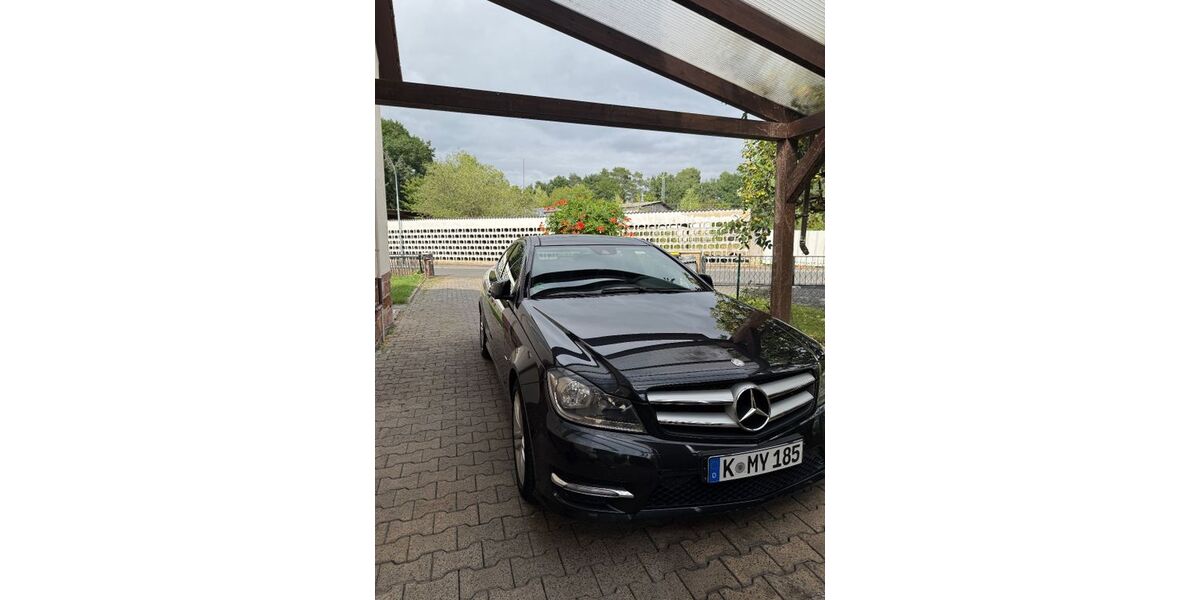 Mercedes-Benz C 250 114.000 km 13.500 &euro; Köln 50735