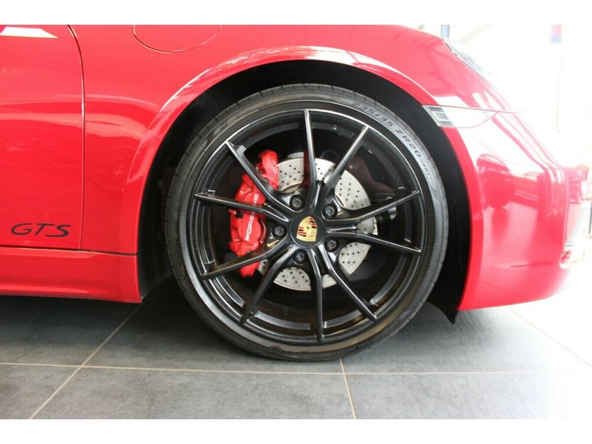 Porsche 718 Boxster GTS Sport-/AGA/Chrono/Design 73.299 km 63.980 € Euskirchen 53881