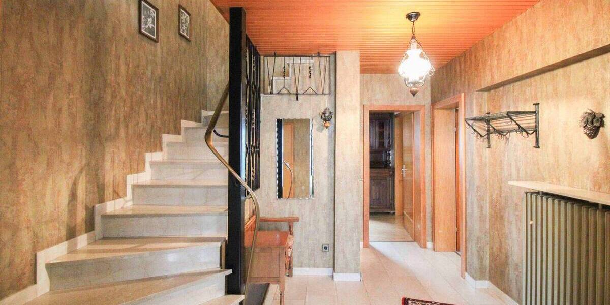 Einfamilienhaus Köln Esch/Auweiler - 7 Zimmer, 170 m&sup2;, 599.000&euro; | Angebot:26275661