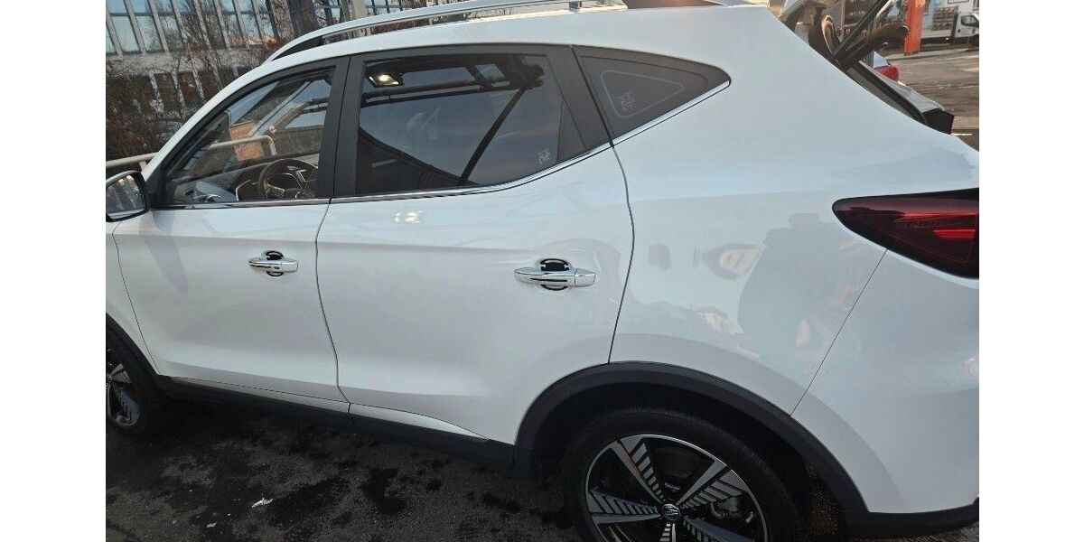 MG ZS 26.000 km 18.100 &euro; Köln 50828