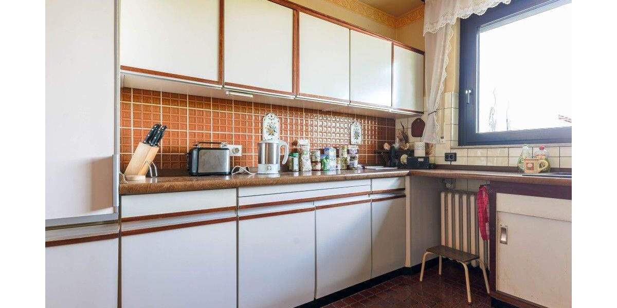 Reihenmittelhaus Leverkusen Rheindorf - 5 Zimmer, 151 m&sup2;, 449.000&euro; | Angebot:23986779