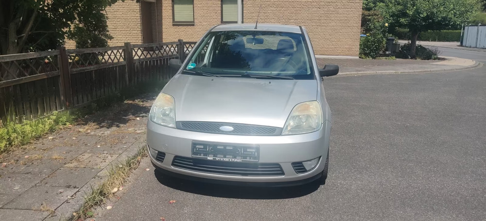 Ford Fiesta V 243.250 km 1.200 € Pulheim 50259