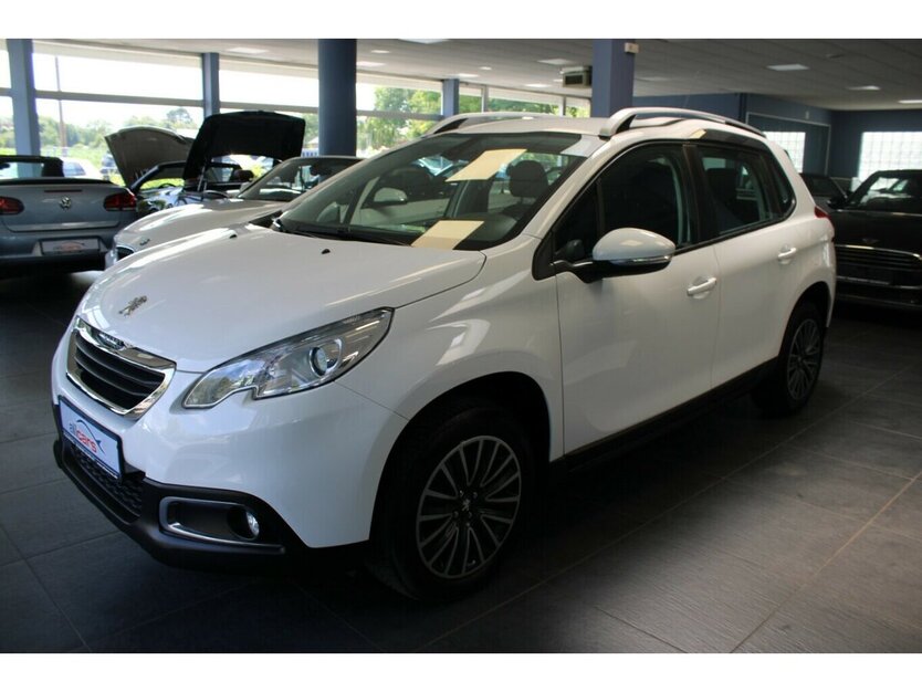 Peugeot 2008 PureTech Active Klima - Shz. 29.998 km 10.780 € Euskirchen 53881