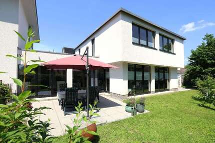 Haus Solingen Aufderhöhe - 5 Zimmer, 207 m&sup2;, 629.000&euro; | Angebot:26952480