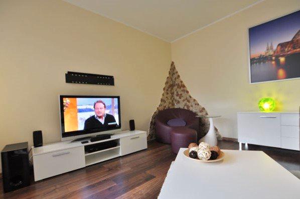 Etagenwohnung Köln Lindenthal - 1.5 Zimmer, 42 m&sup2;, 179.000&euro; | Angebot:26336472