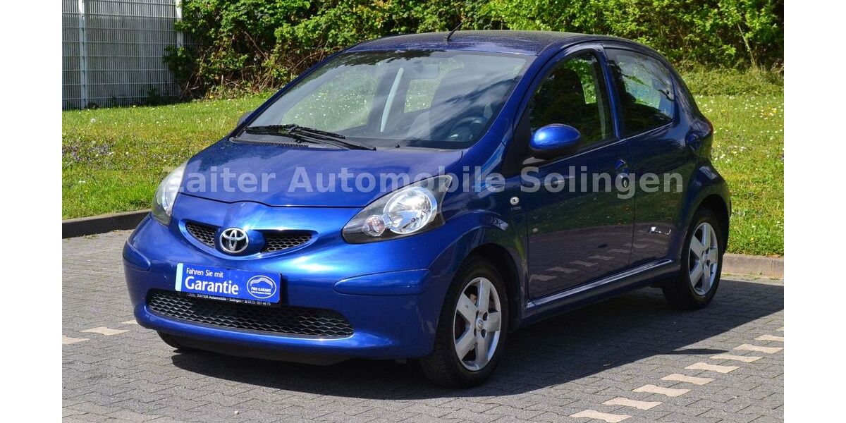 Toyota Aygo (X) 125.000 km 2.980 &euro; Solingen 42659