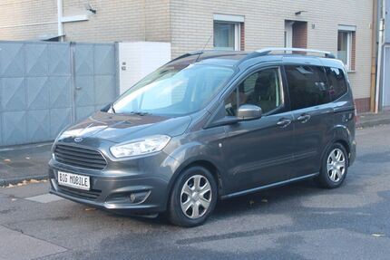 Ford Tourneo Courier 149.000 km 5.990 &euro; Köln 50739