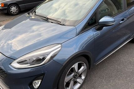 Ford Fiesta 73.000 km 12.990 &euro; Köln 50739