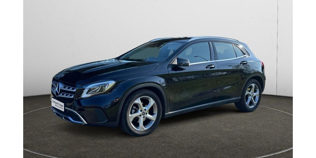 Mercedes-Benz GLA 180 40.352 km 22.840 &euro; Langenfeld 40764