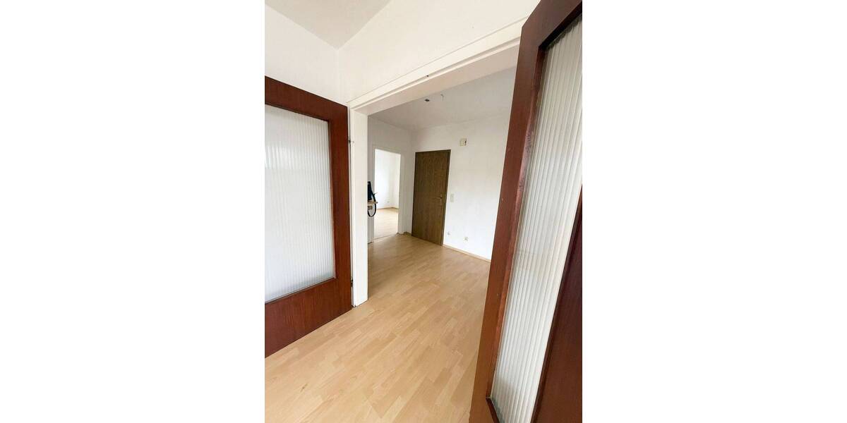 Charmantes Dreifamilienhaus in bester Lage von Baumberg. 9 zimmer