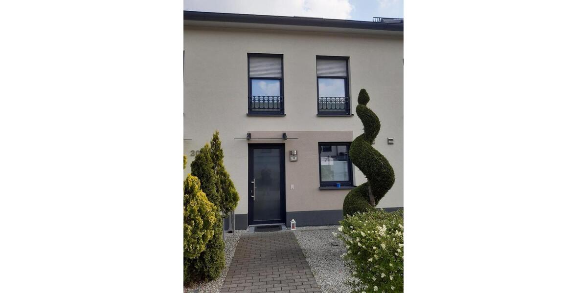 Reihenhaus Köln Chorweiler - 5 Zimmer, 141 m&sup2;, 655.000&euro; | Angebot:26367559