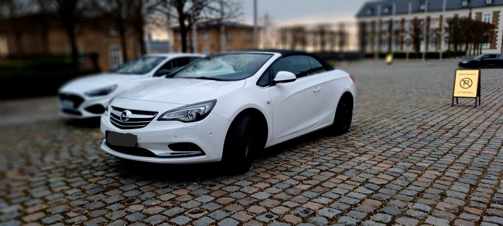 Opel Cascada 95.653 km 13.999 € Köln 50733