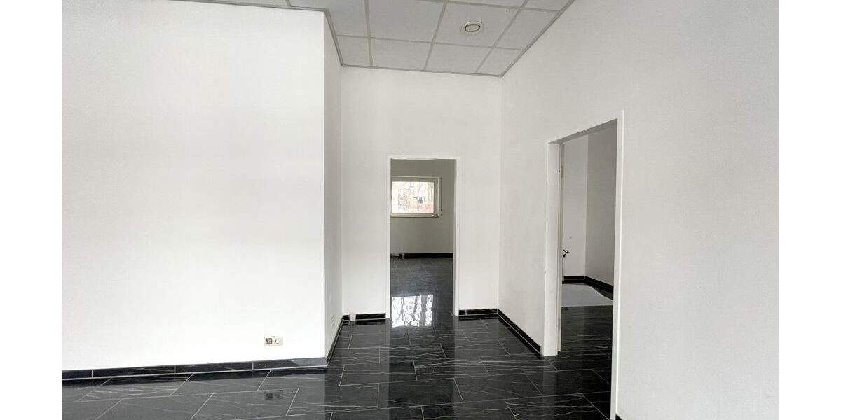 +++ schönes Ladenlokal mit großer Schaufensterfront in TOP Lage zu verkaufen +++ zimmer