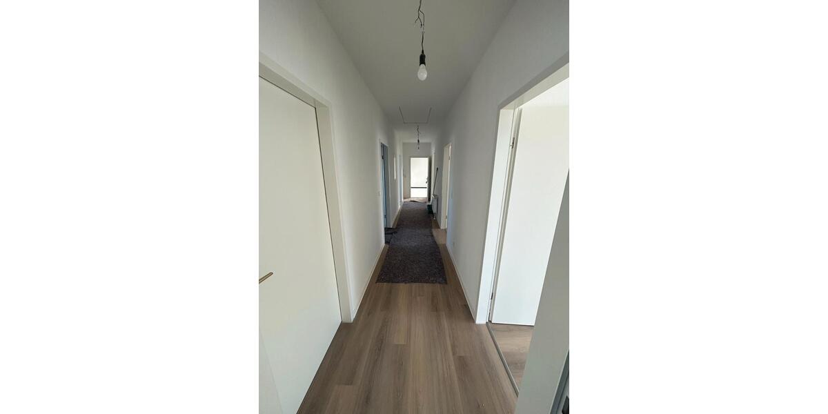 Dachgeschoßwohnung Solingen Ohligs - 3 Zimmer, 90 m&sup2;, 855&euro; | Angebot:26292984