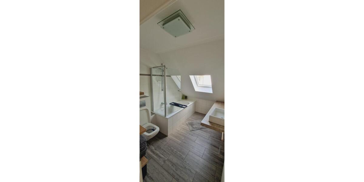 Einfamilienhaus Sankt Augustin - 4 Zimmer, 90 m&sup2;, 2.500&euro; | Angebot:25268697