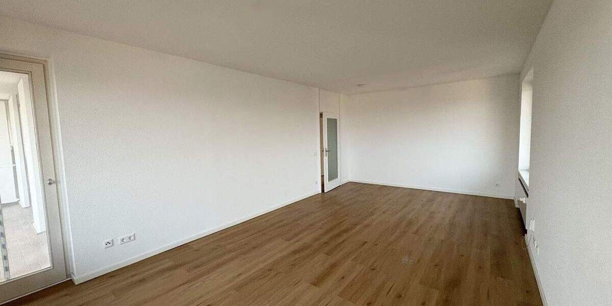 Wohngenuss & Rheinblick, frisch modernisierte 3 Zimmer mit Rundum-Panorama-Balkon, neues Bad, Aufzug 3 zimmer