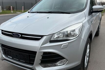 Ford Kuga 118.830 km 9.990 &euro; Bornheim 53332
