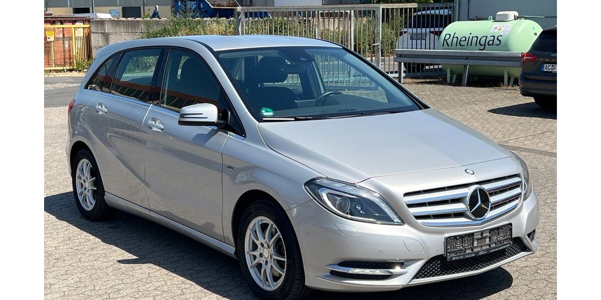 Mercedes-Benz B 200 29.400 km 14.950 &euro; Bornheim 53332