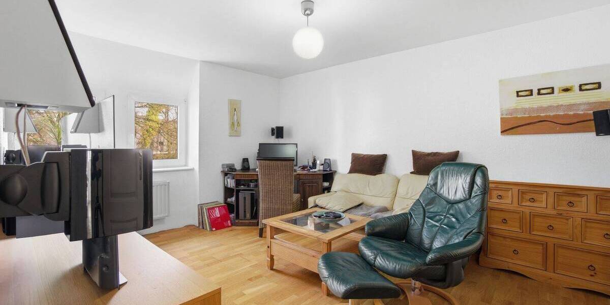 Mehrfamilienhaus, Wohnhaus Solingen Solingen-Mitte - 6 Zimmer, 156 m&sup2;, 449.000&euro; | Angebot:26176330