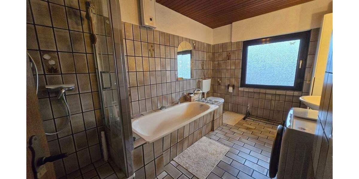 Mehrfamilienhaus, Wohnhaus Weilerswist Lommersum - 7 Zimmer, 259 m&sup2;, 520.000&euro; | Angebot:25692842