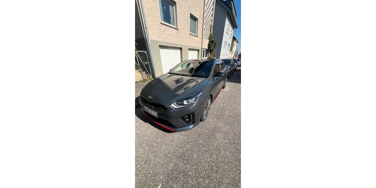 Kia pro ceed / ProCeed 65.712 km 21.000 &euro; Brühl 50321