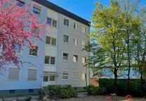Geräumige 2-Zi.-Wohnung mit Balkon!