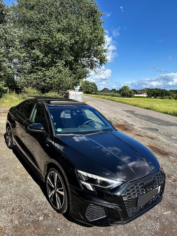 Audi A3 25.880 km 32.490 € Overath 51491