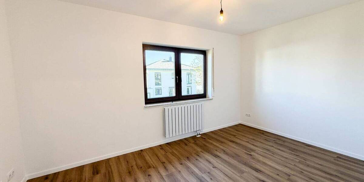 Etagenwohnung Niederkassel Rheidt - 3 Zimmer, 91 m&sup2;, 349.000&euro; | Angebot:26188411