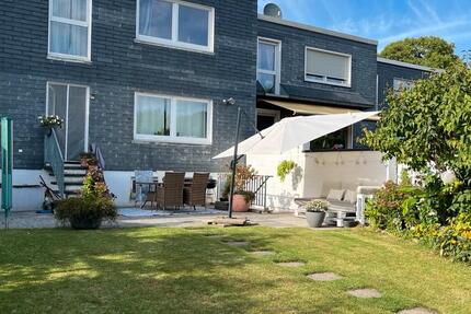 Haus Solingen Central - 4 Zimmer, 120 m&sup2;, 485.000&euro; | Angebot:27168143
