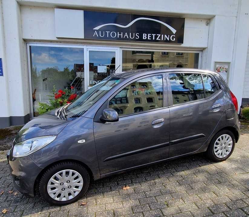 i10