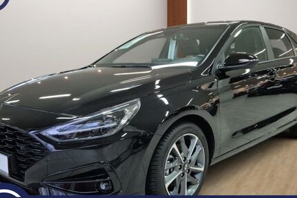 Hyundai i30 23.779 km 22.490 &euro; Köln 51145