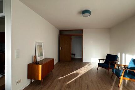 Teilmöblierte 4-Zimmer Wohnung in Köln-Poll, 87qm 4 zimmer