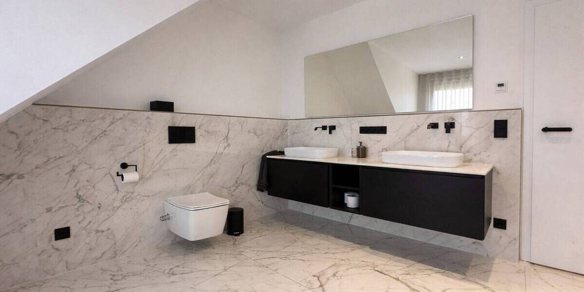 Einfamilienhaus Solingen / Wald Wald - 8 Zimmer, 323 m&sup2;, 1.190.000&euro; | Angebot:26043666