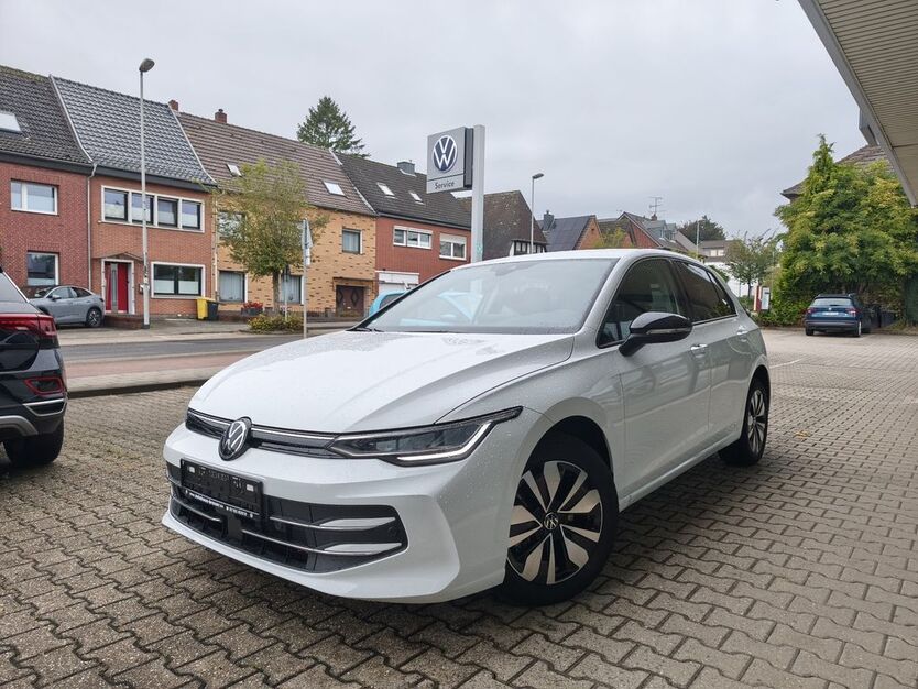 VW Golf 9.450 km 24.990 € Grevenbroich 41516