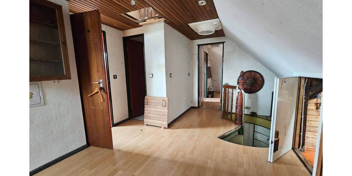 Mehrfamilienhaus, Wohnhaus Solingen Burg - 9 Zimmer, 218 m&sup2;, 494.000&euro; | Angebot:26379420