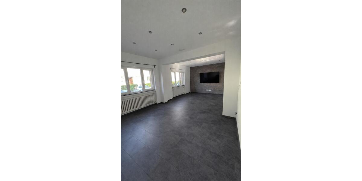 Einfamilienhaus Köln Chorweiler - 4 Zimmer, 110 m&sup2;, 1.800&euro; | Angebot:26426751