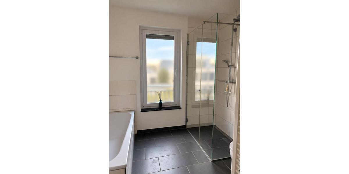 Etagenwohnung Köln Rodenkirchen - 3 Zimmer, 88 m&sup2;, 1.520&euro; | Angebot:27609638