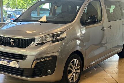 Peugeot Traveller 112.828 km 32.700 € Hennef 53773