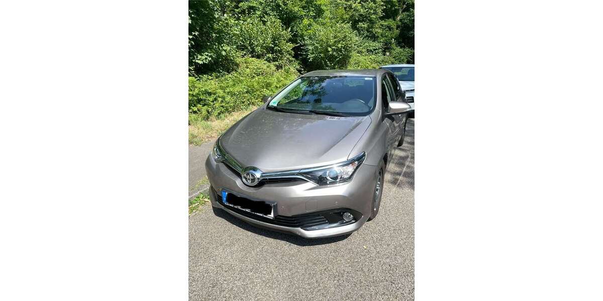 Toyota Auris 80.000 km 11.500 € hennef 53773